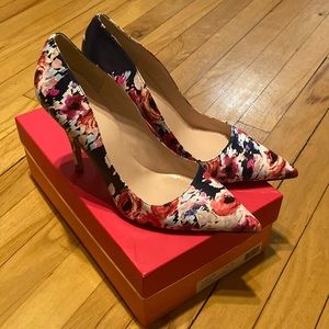 Kate Spade Blurry Floral heels